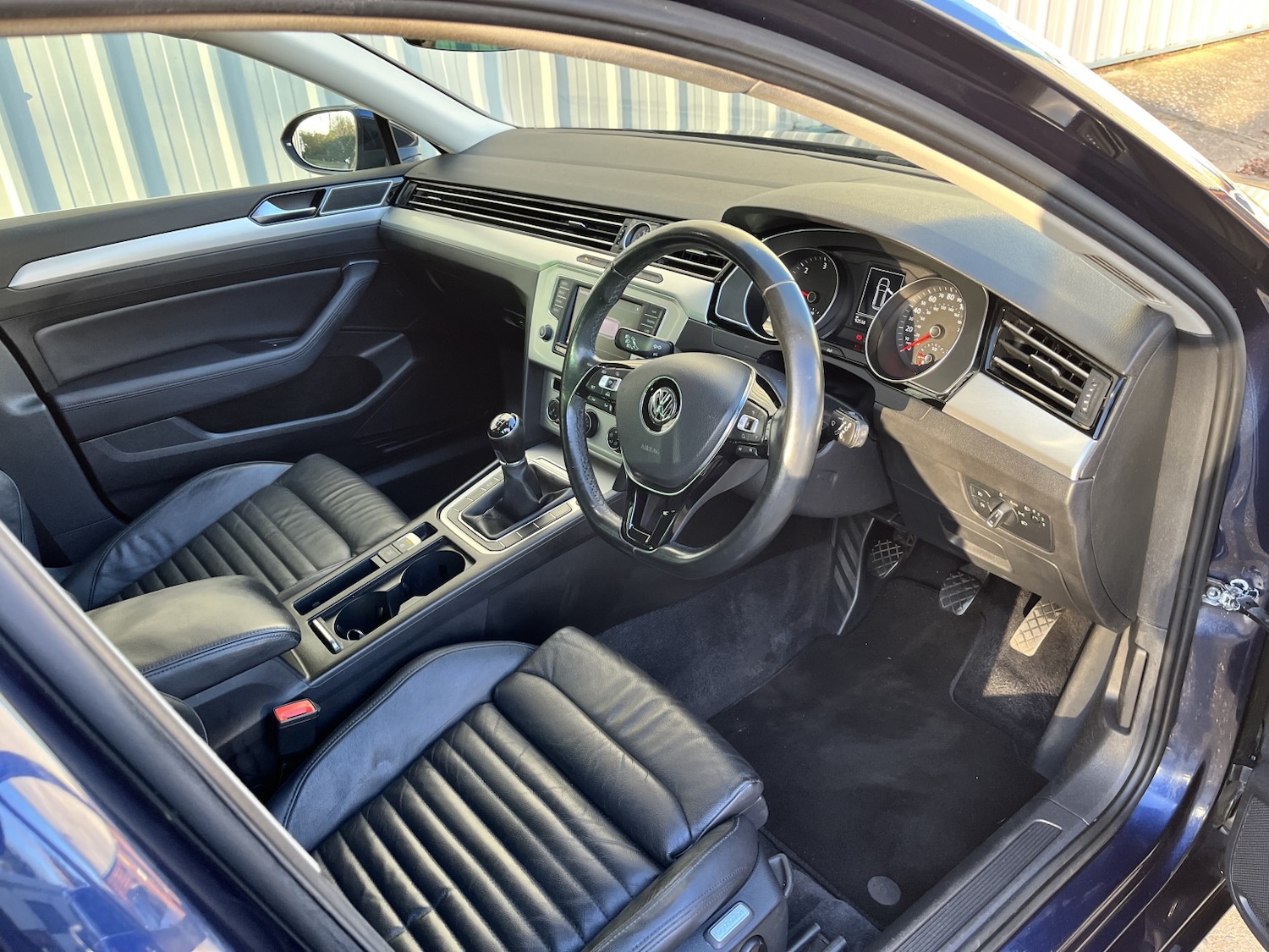 Used Volkswagen Passat 2017 for sale - 77089751: Photo 15