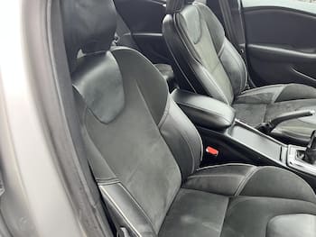 Used Volvo V40 2016 for sale - 79775849: Photo