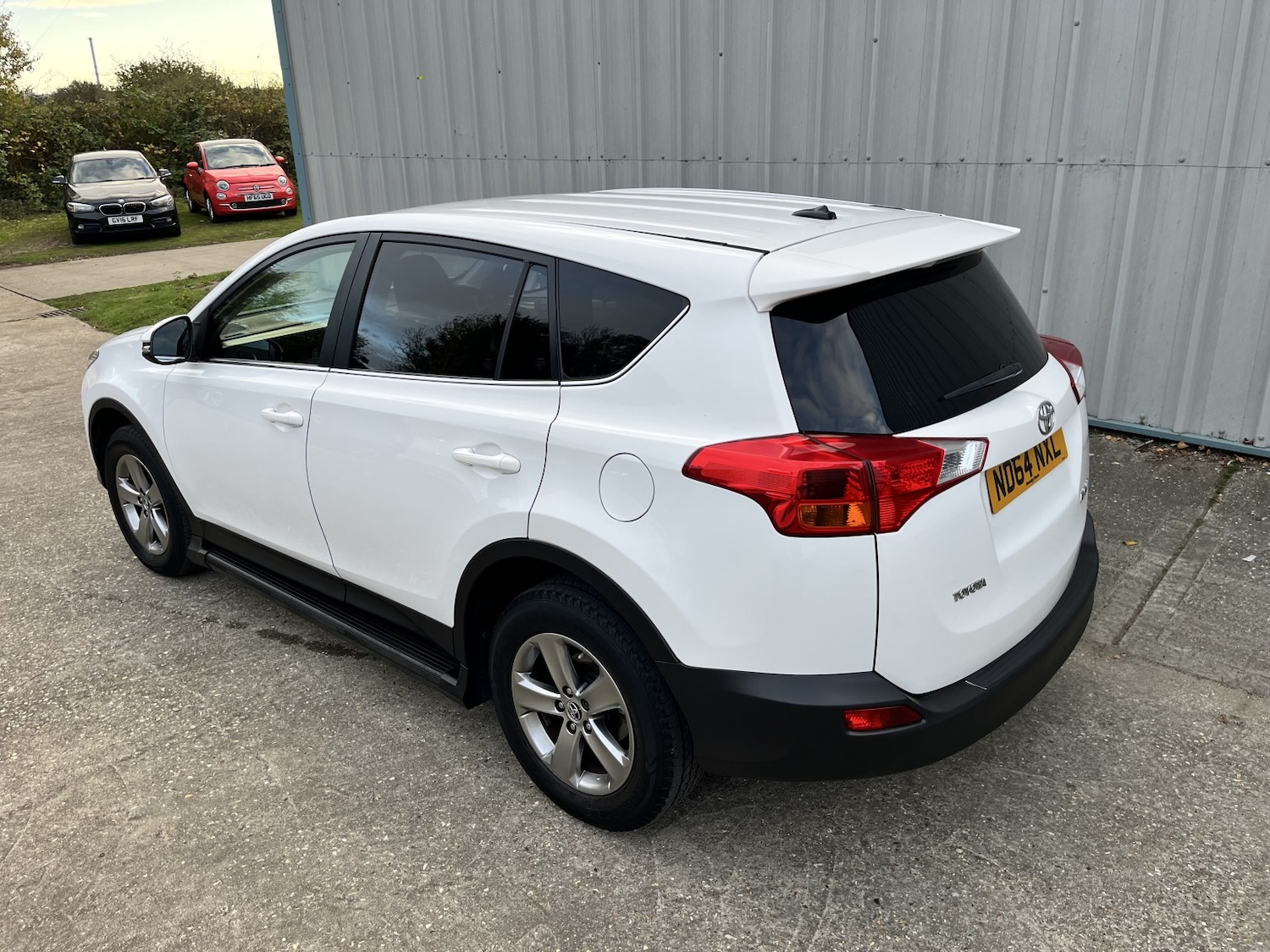 Used Toyota RAV4 2015 for sale - 76387376: Photo 3