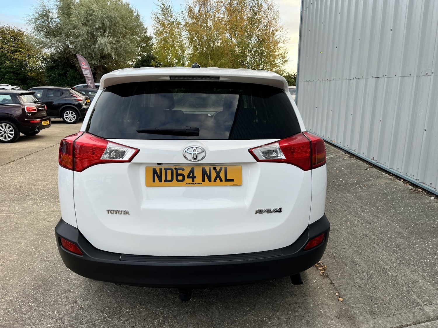 Used Toyota RAV4 2015 for sale - 76387376: Photo 4