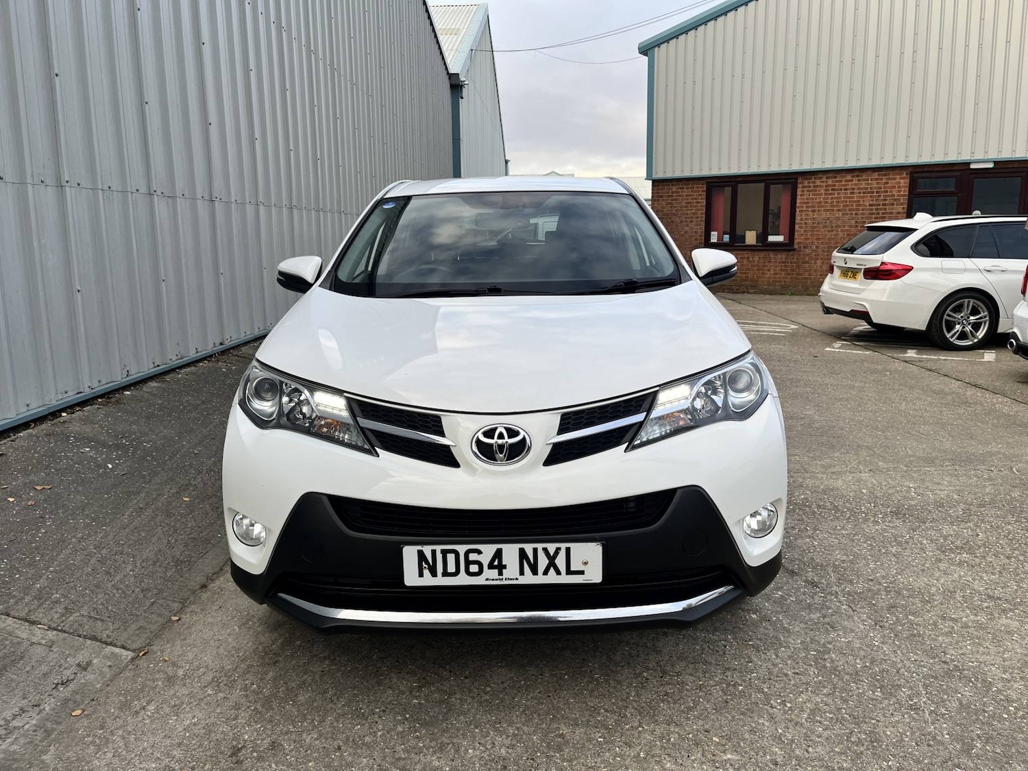 Used Toyota RAV4 2015 for sale - 76387376: Photo 8