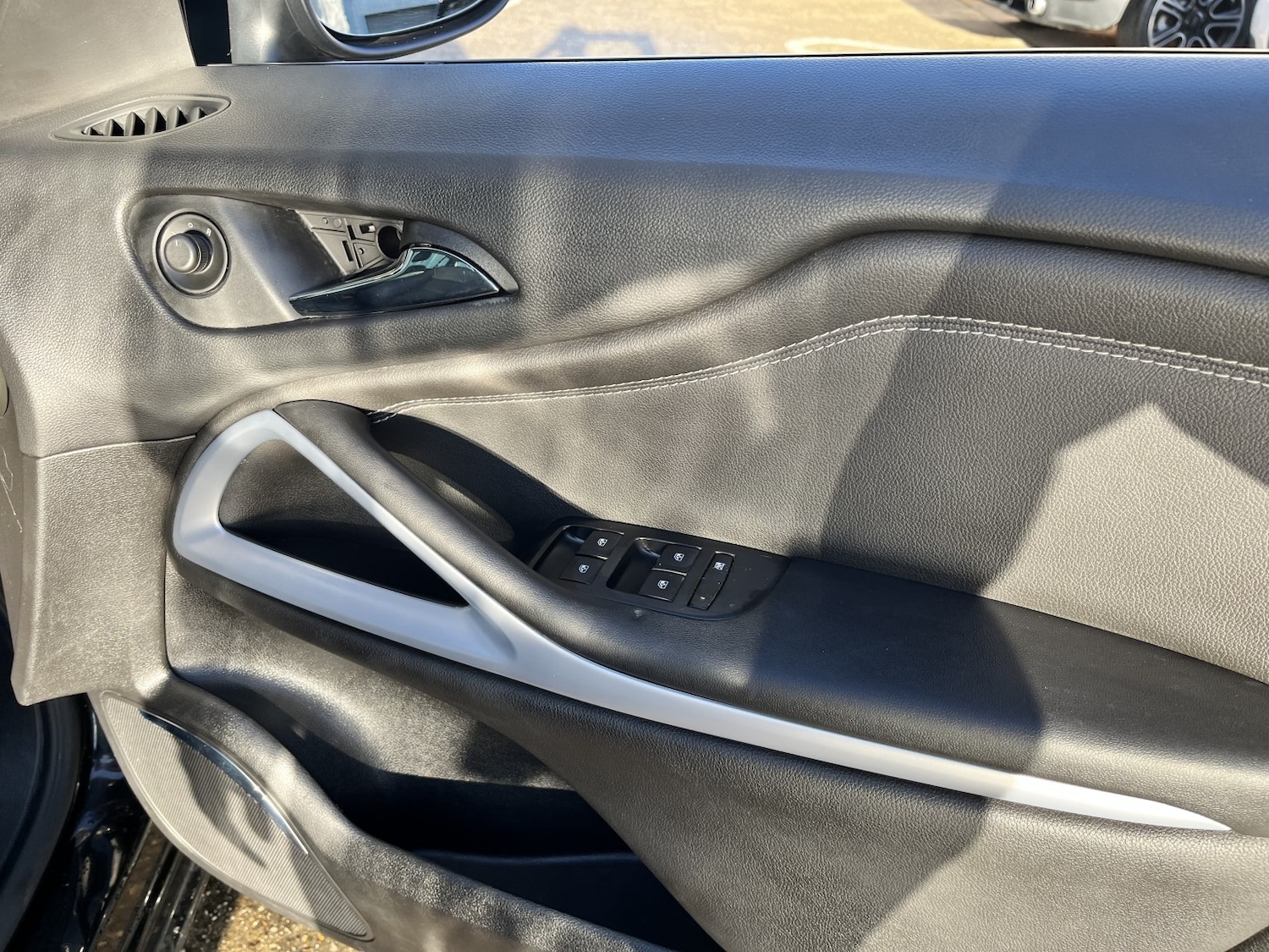 Used Vauxhall Zafira Tourer 2017 for sale - 76837047: Photo 27