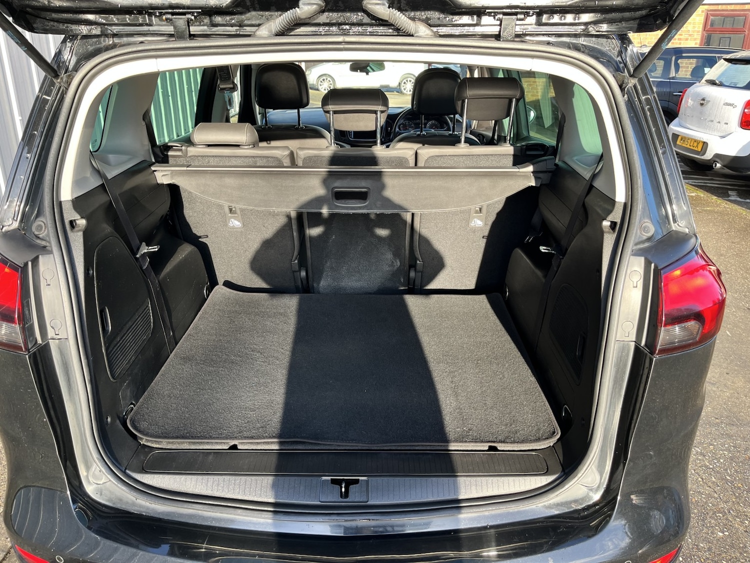 Used Vauxhall Zafira Tourer 2017 for sale - 76837047: Photo 28