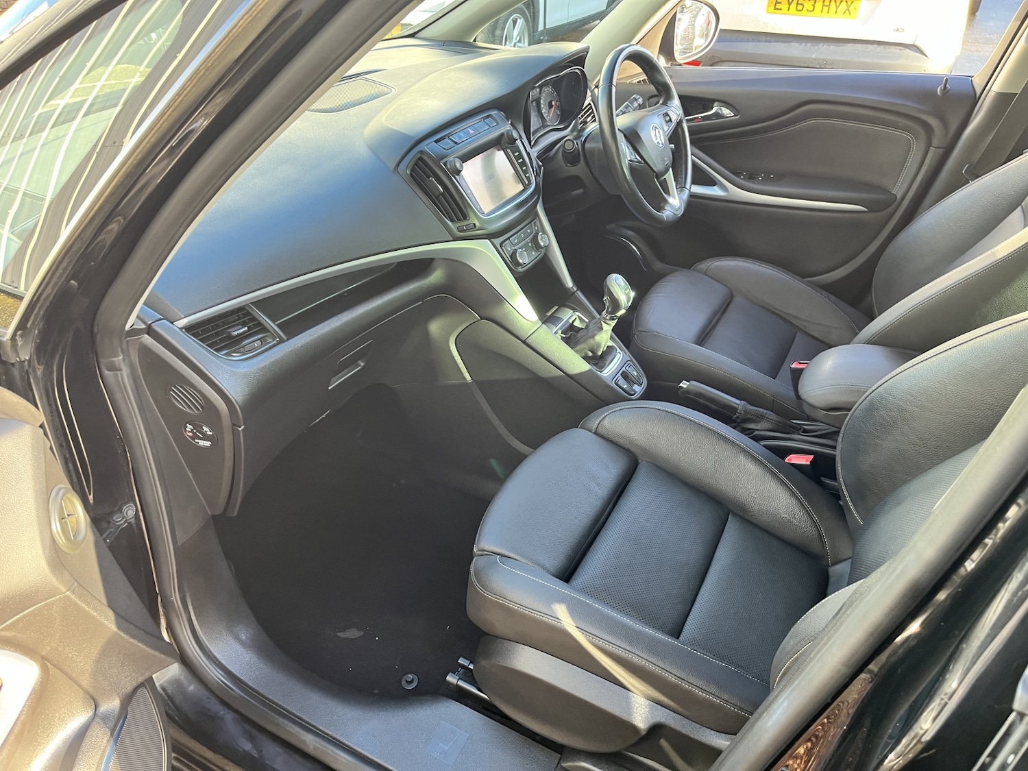 Used Vauxhall Zafira Tourer 2017 for sale - 76837047: Photo 33