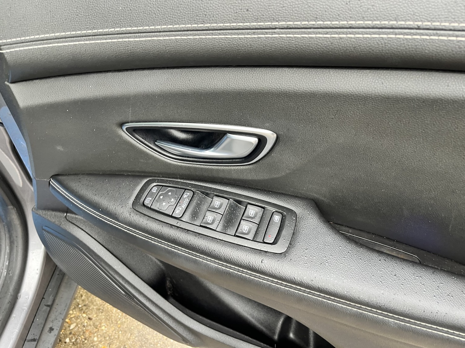 Used Renault Grand Scenic 2017 for sale - 76741284: Photo 21