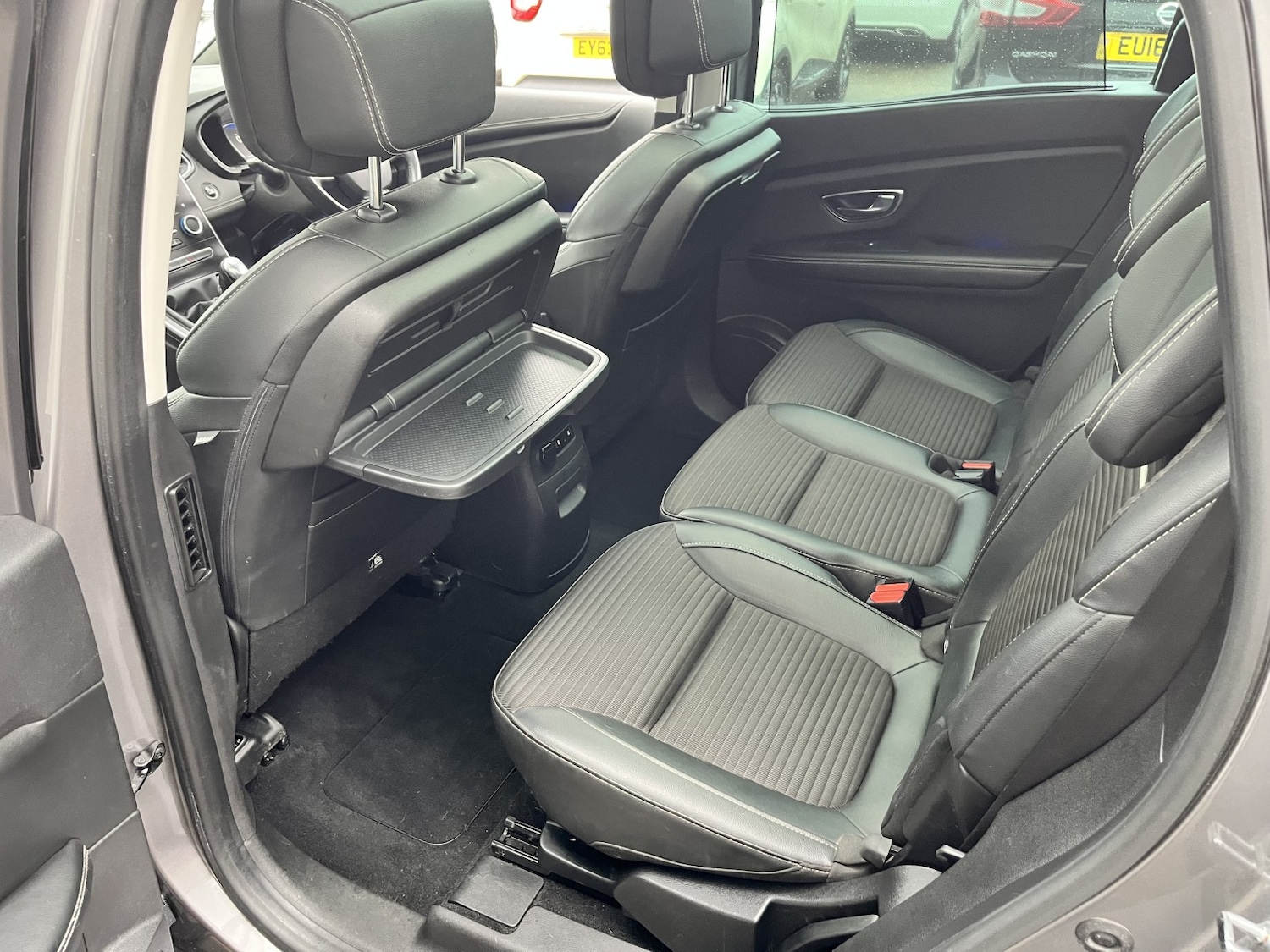 Used Renault Grand Scenic 2017 for sale - 76741284: Photo 30