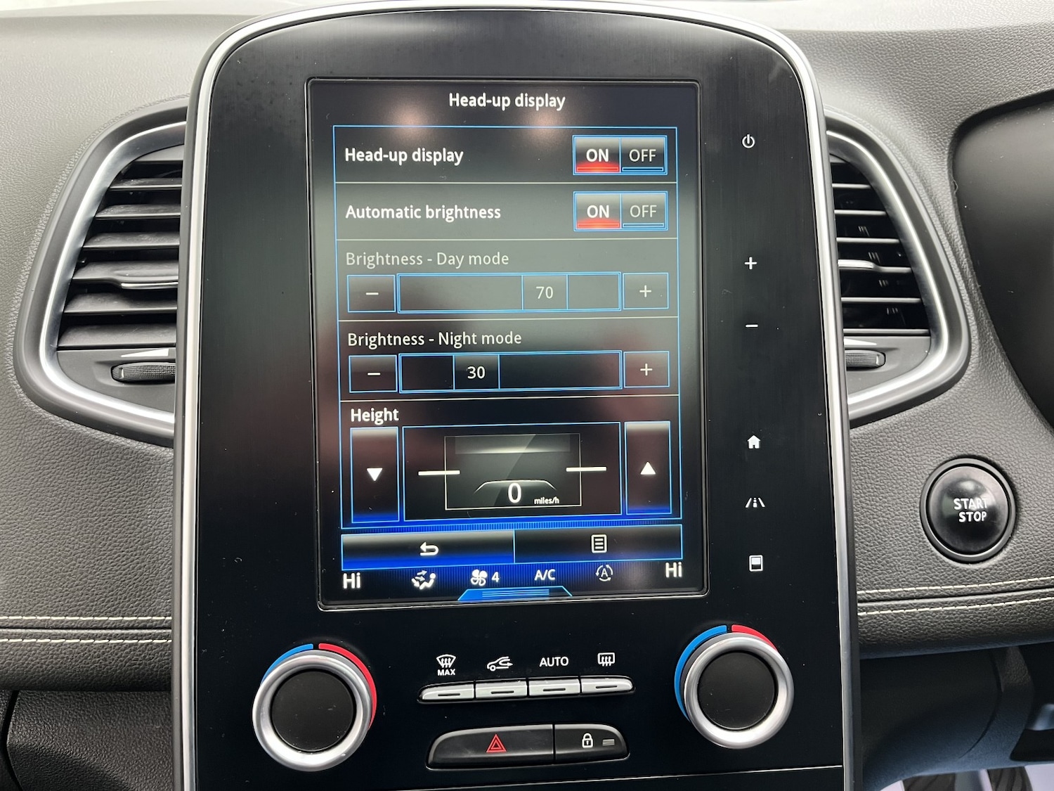 Used Renault Grand Scenic 2017 for sale - 76741284: Photo 41