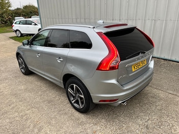 Used Volvo XC60 2015 for sale - 76324835: Photo