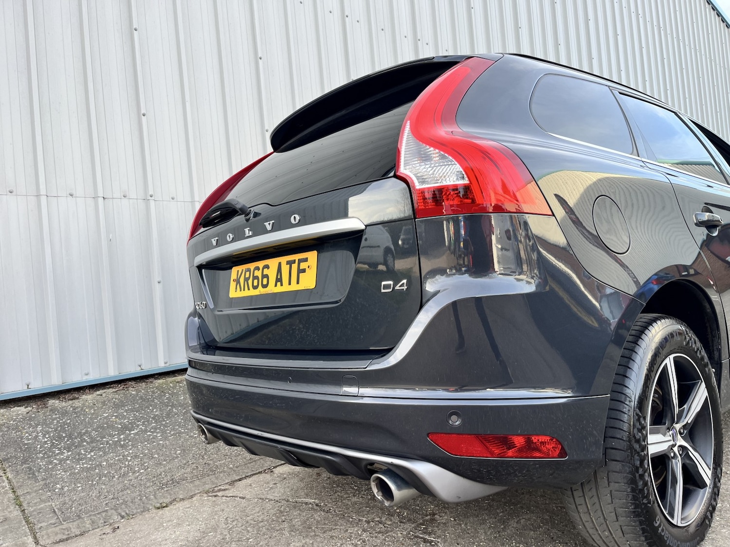 Used Volvo XC60 2016 for sale - 77807097: Photo 10