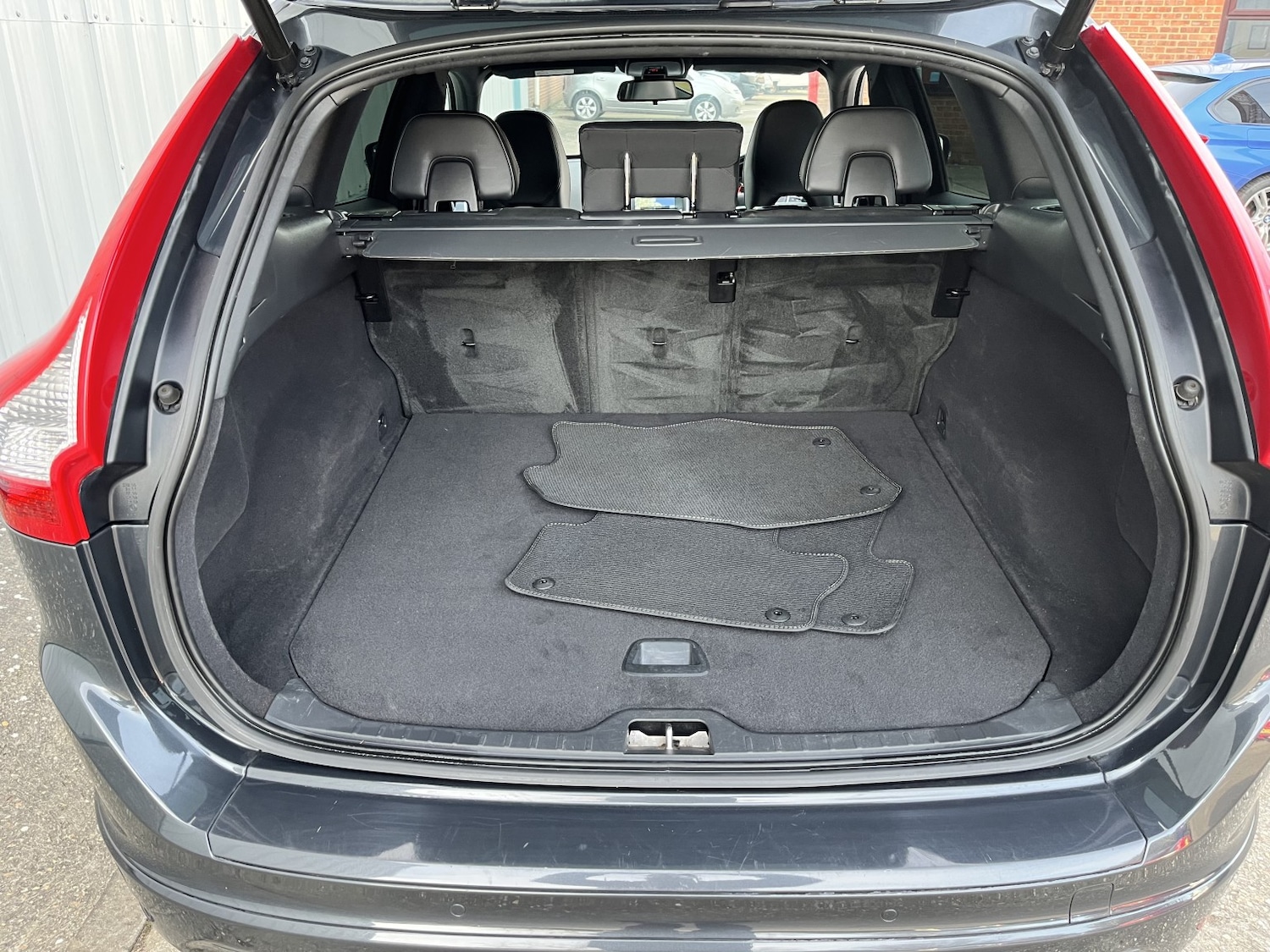 Used Volvo XC60 2016 for sale - 77807097: Photo 25