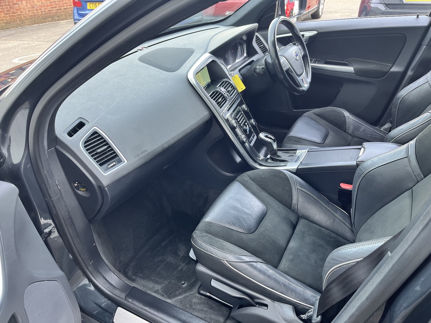 Used Volvo XC60 2016 for sale - 77807097: Photo 27