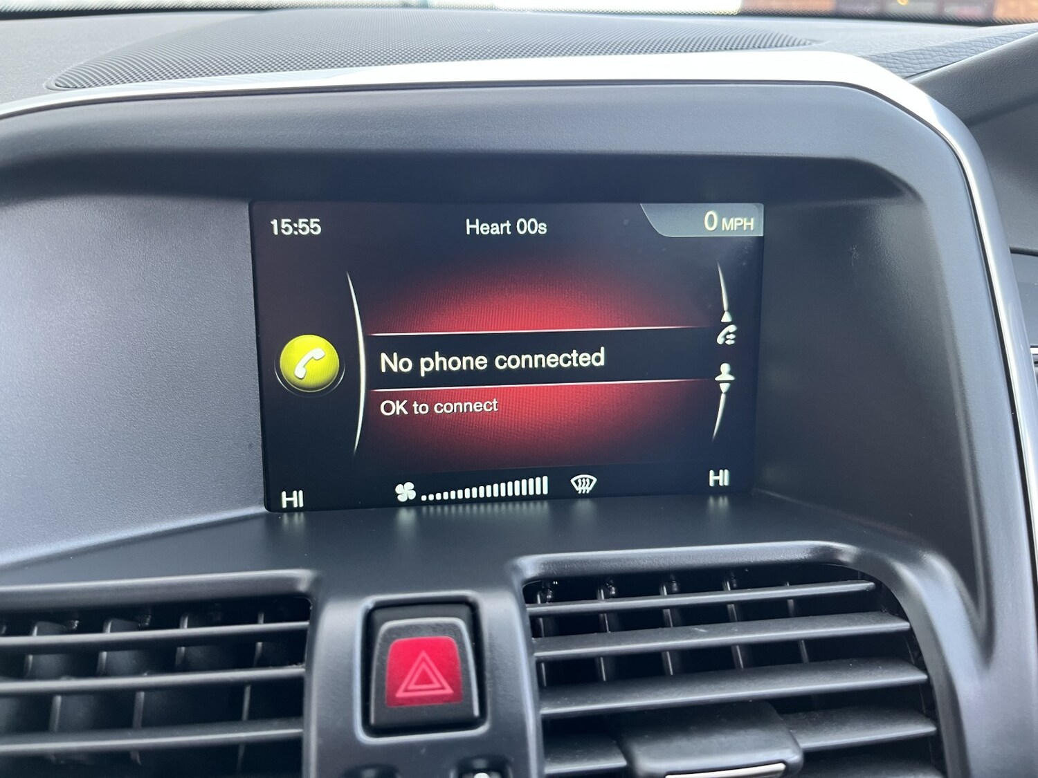 Used Volvo XC60 2016 for sale - 77807097: Photo 32