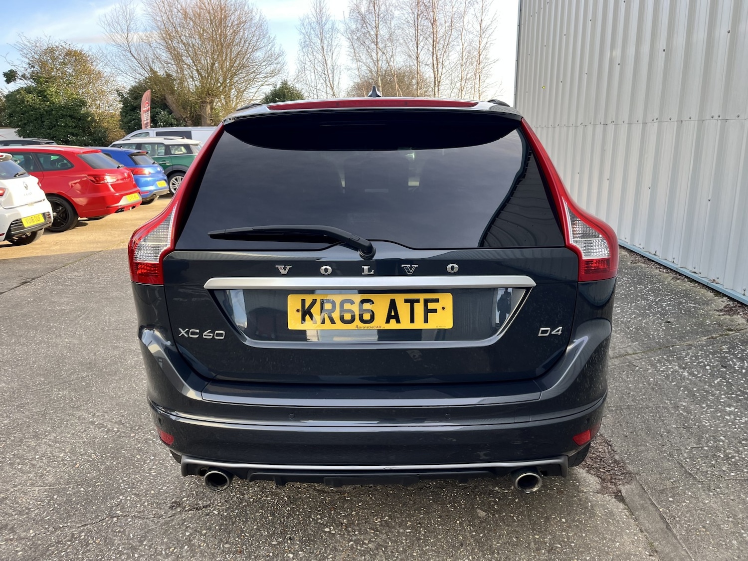 Used Volvo XC60 2016 for sale - 77807097: Photo 4