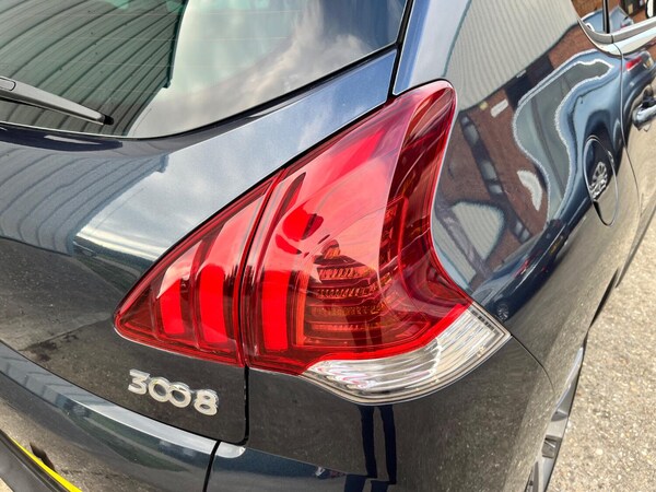 Used Peugeot 3008 2015 for sale - 76164619: Photo 12