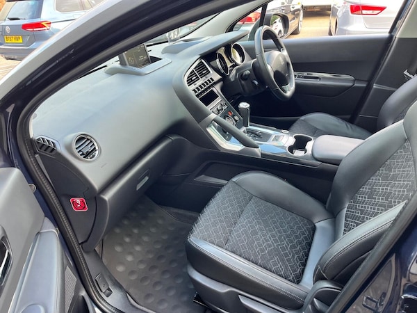 Used Peugeot 3008 2015 for sale - 76164619: Photo 25