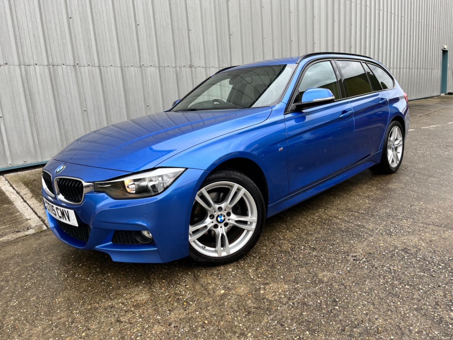 Used BMW 3 Series 2015 for sale - 76863852: Photo 1