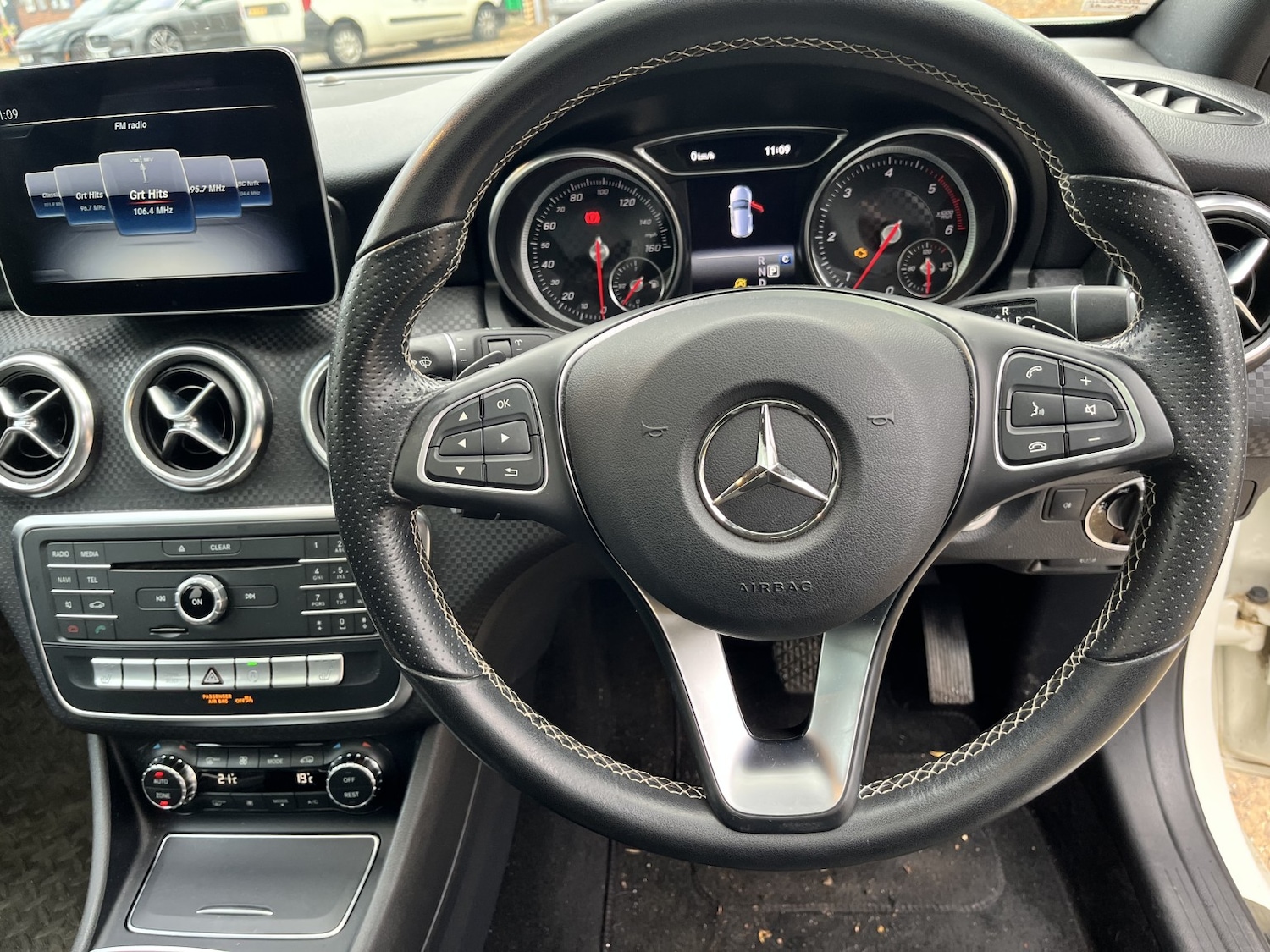 Used Mercedes-Benz A-Class 2018 for sale - 76571104: Photo 5