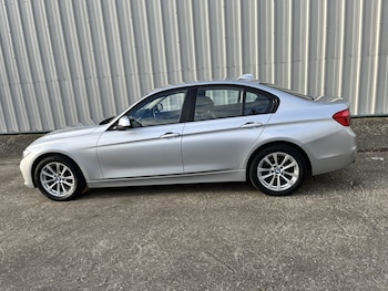 Used BMW 3 Series 2016 for sale - 76974456: Photo