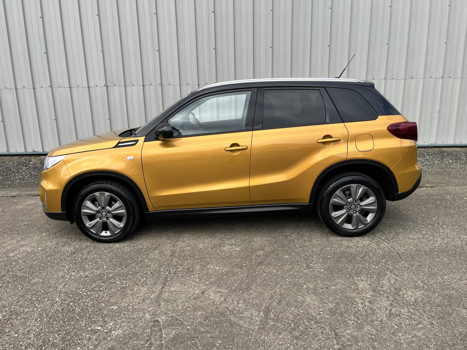Used Suzuki Vitara 2019 for sale - 77906507: Photo 2