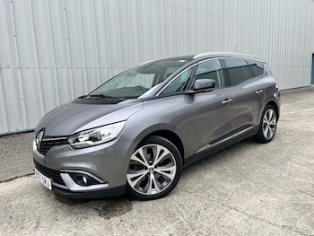 Used Renault Grand Scenic 2017 for sale - 78907172: Photo
