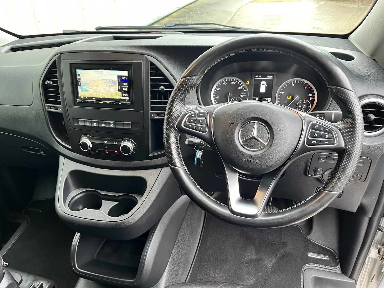Used Mercedes-Benz Vito 2019 for sale - 77494786: Photo 19