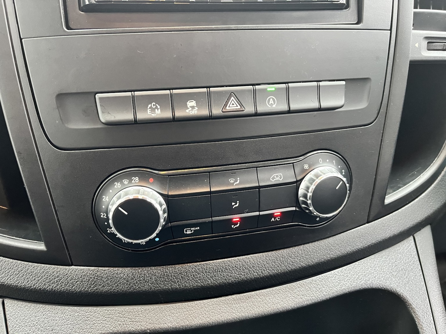 Used Mercedes-Benz Vito 2019 for sale - 77494786: Photo 30