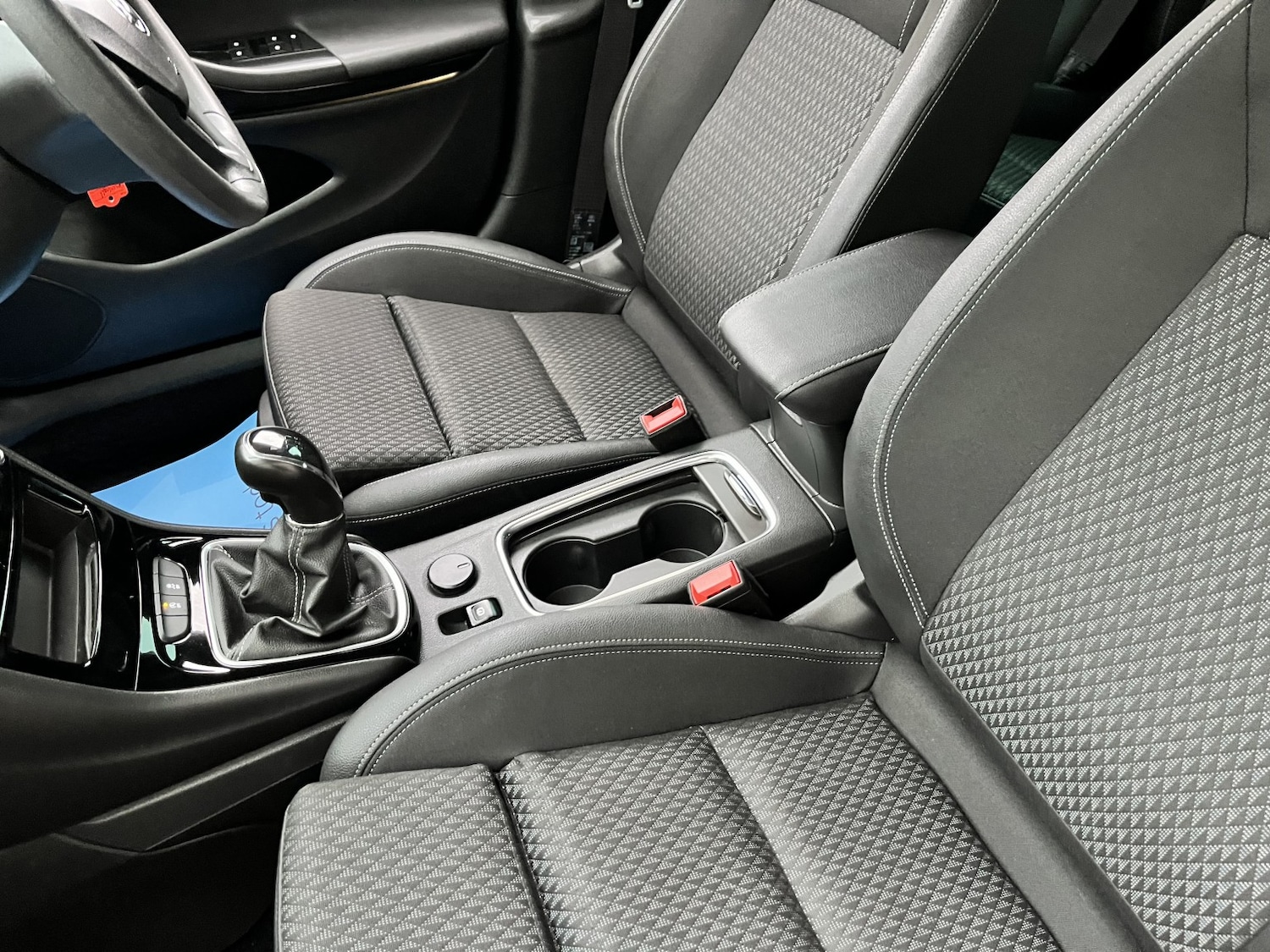 Used Vauxhall Astra 2019 for sale - 76439895: Photo 25