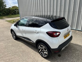 Used Renault Captur 2017 for sale - 75931580: Photo