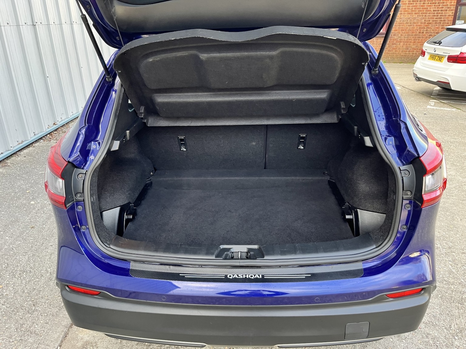 Used Nissan Qashqai 2017 for sale - 76369243: Photo 30