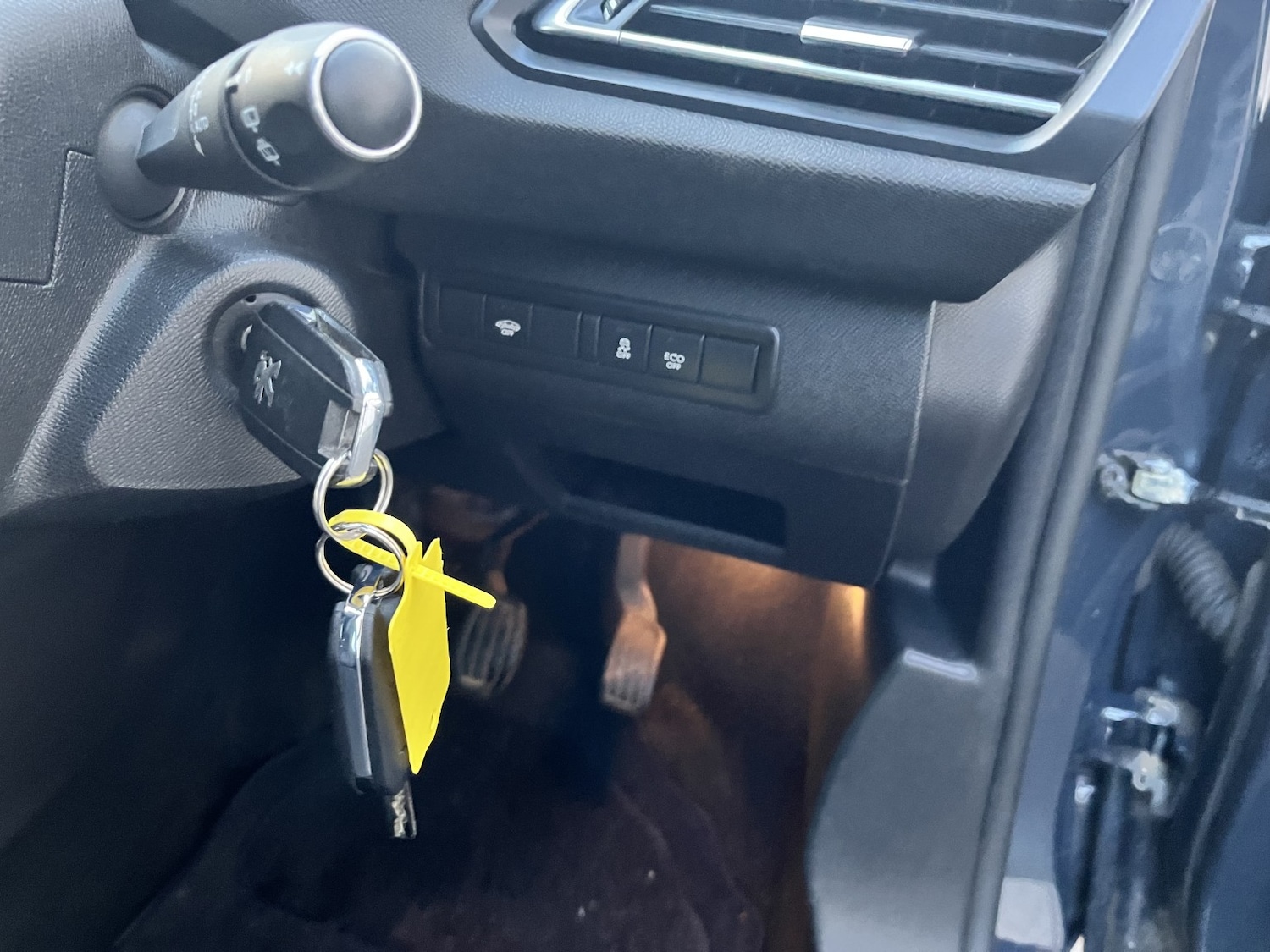 Used Peugeot 308 2014 for sale - 77629041: Photo 10