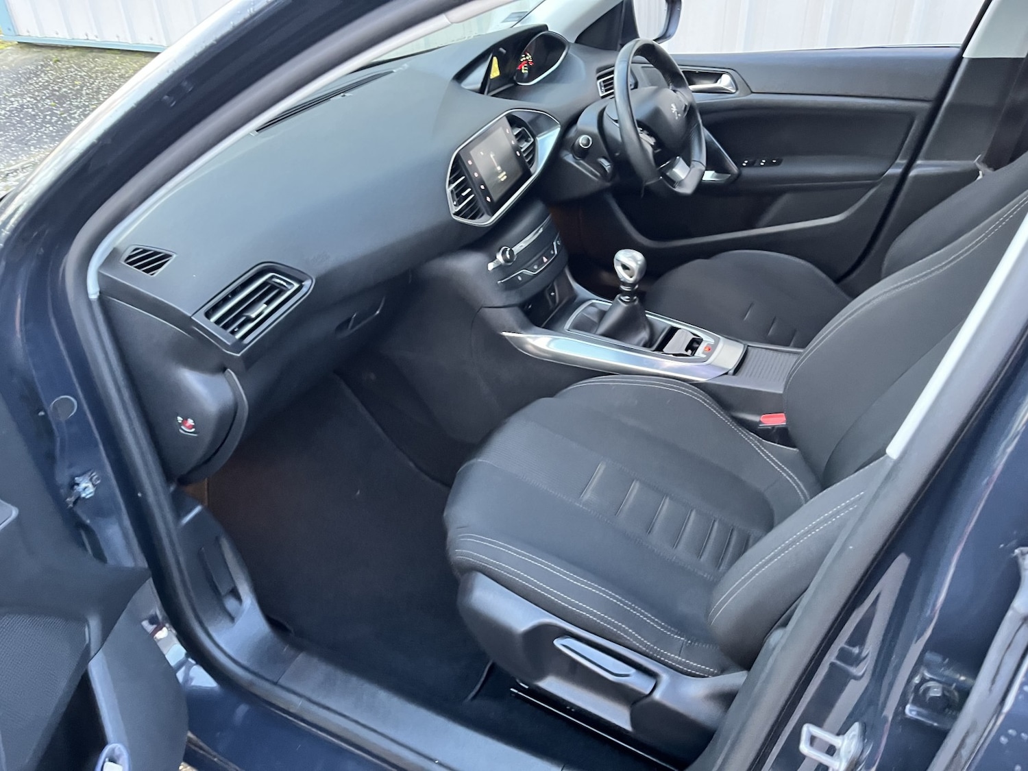 Used Peugeot 308 2014 for sale - 77629041: Photo 12