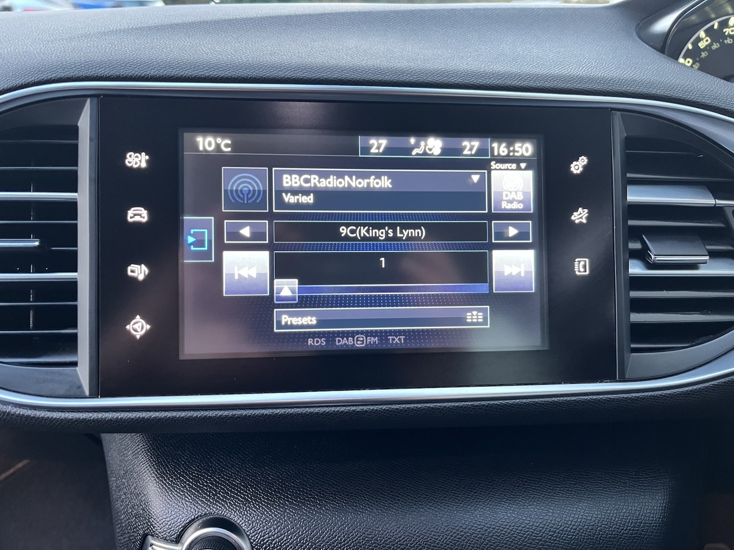 Used Peugeot 308 2014 for sale - 77629041: Photo 17