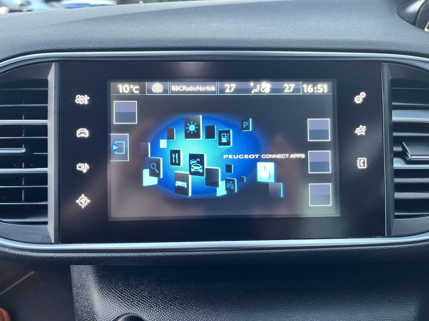 Used Peugeot 308 2014 for sale - 77629041: Photo 18