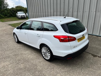 Used Ford Focus 2015 for sale - 75608175: Photo