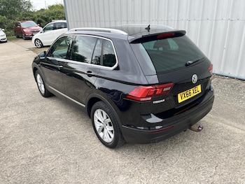 Used Volkswagen Tiguan 2016 for sale - 79088744: Photo