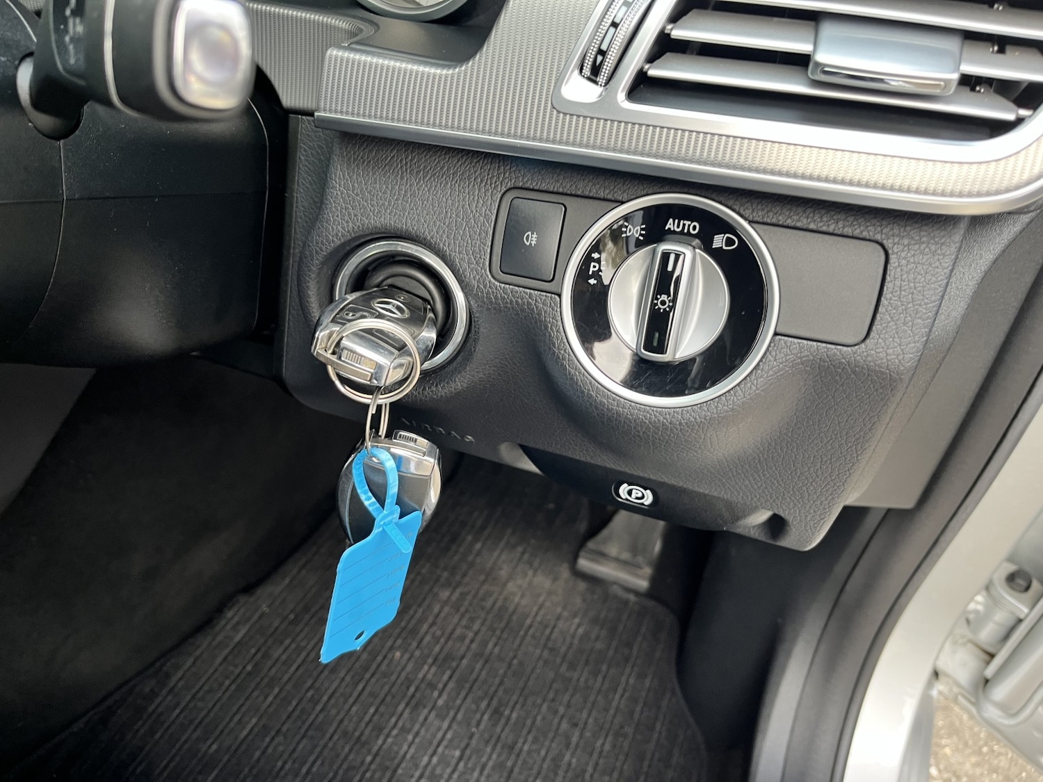 Used Mercedes-Benz E Class 2014 for sale - 76699223: Photo 18