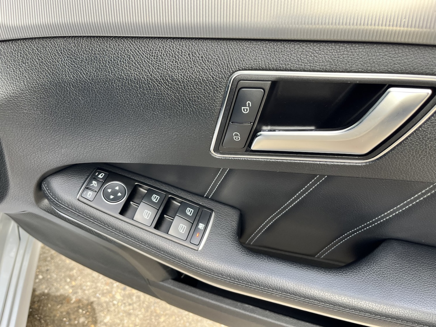 Used Mercedes-Benz E Class 2014 for sale - 76699223: Photo 19