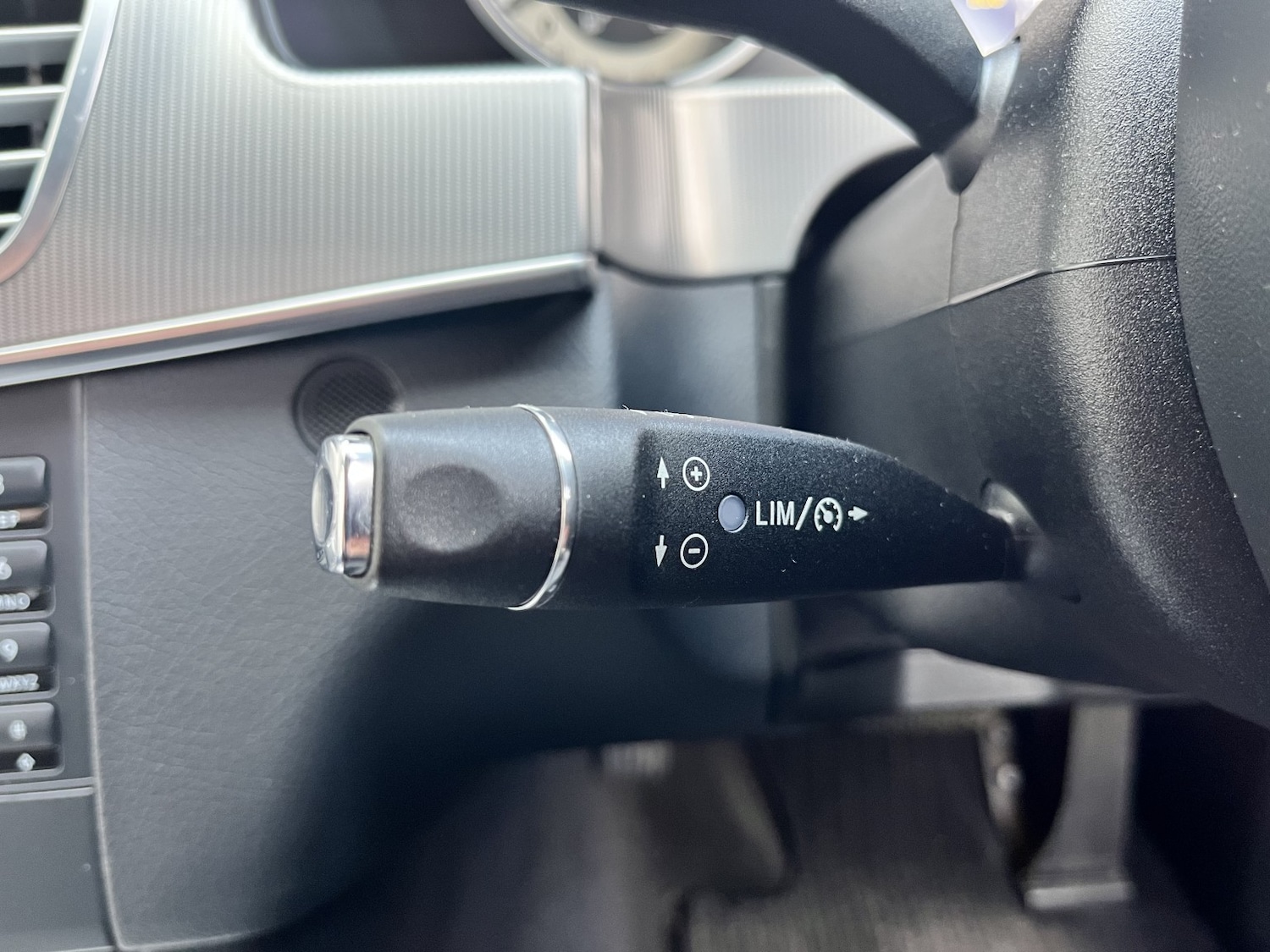 Used Mercedes-Benz E Class 2014 for sale - 76699223: Photo 35