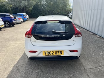 Used Volvo V40 2012 for sale - 79720969: Photo