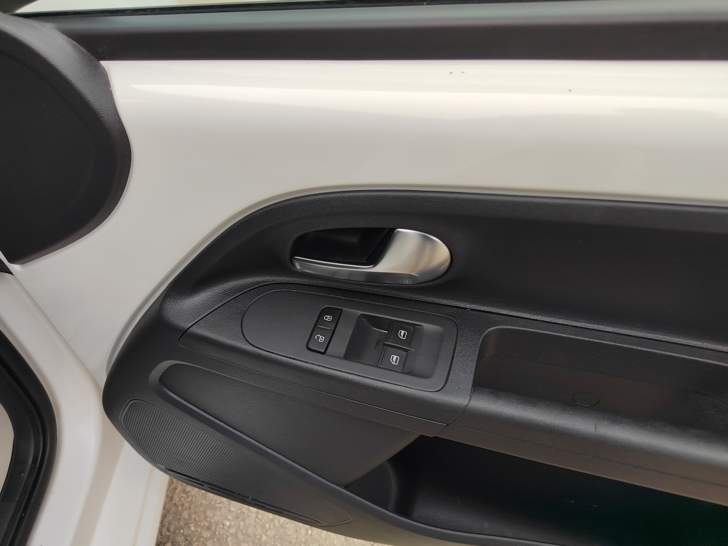 Used Volkswagen up! 2016 for sale - 76413408: Photo 34