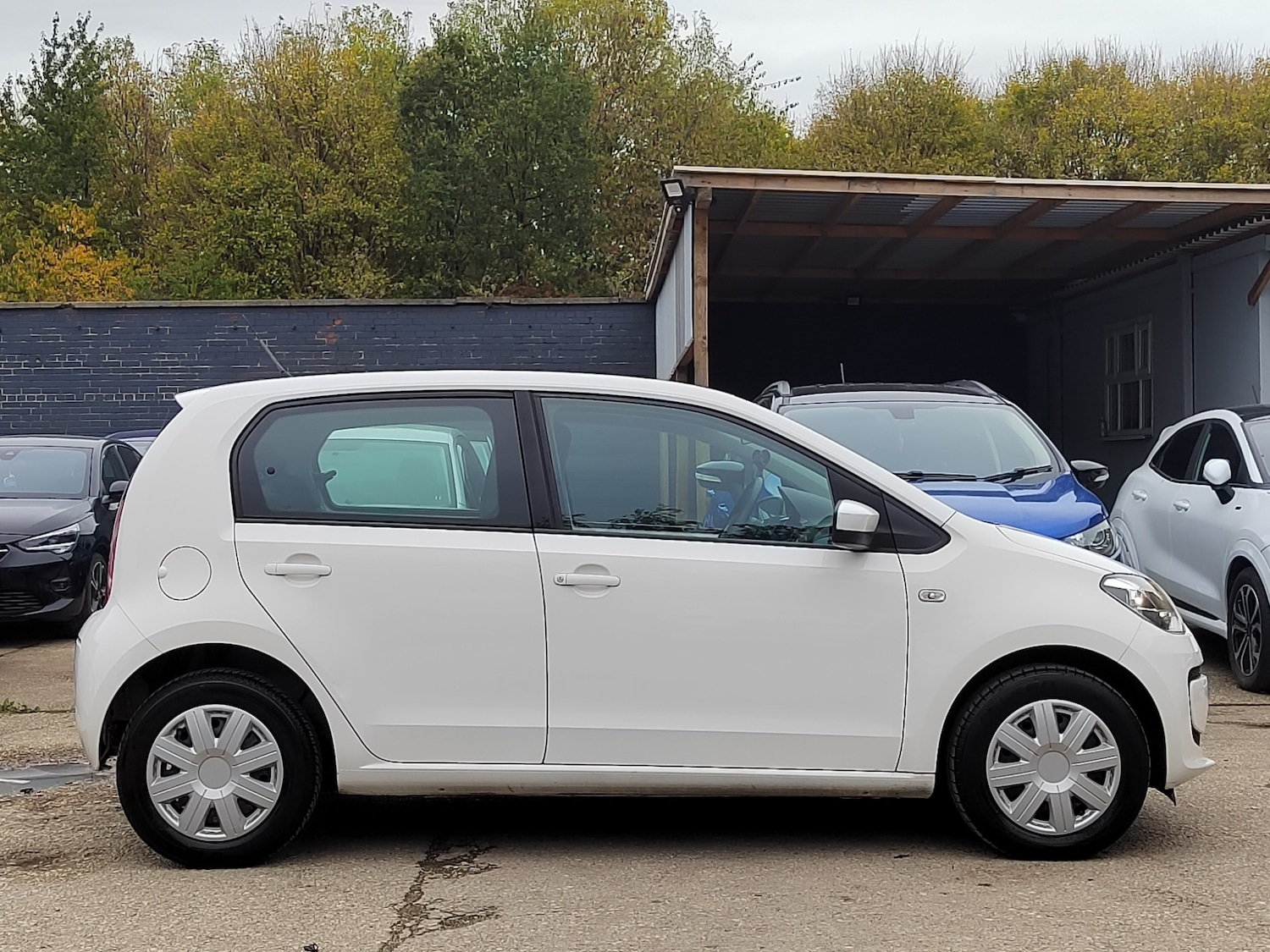 Used Volkswagen up! 2016 for sale - 76413408: Photo 5
