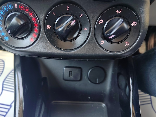 Used Vauxhall Corsa 2018 for sale - 74525122: Photo 19