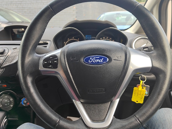 Used Ford Fiesta 2014 for sale - 74924757: Photo 15