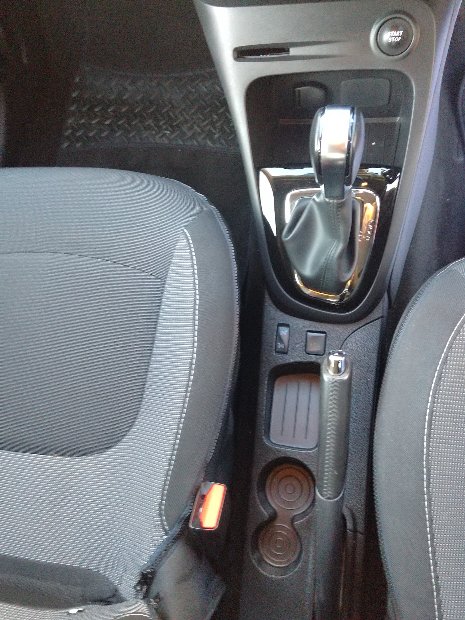 Used Renault Captur 2016 for sale - 77053400: Photo 16