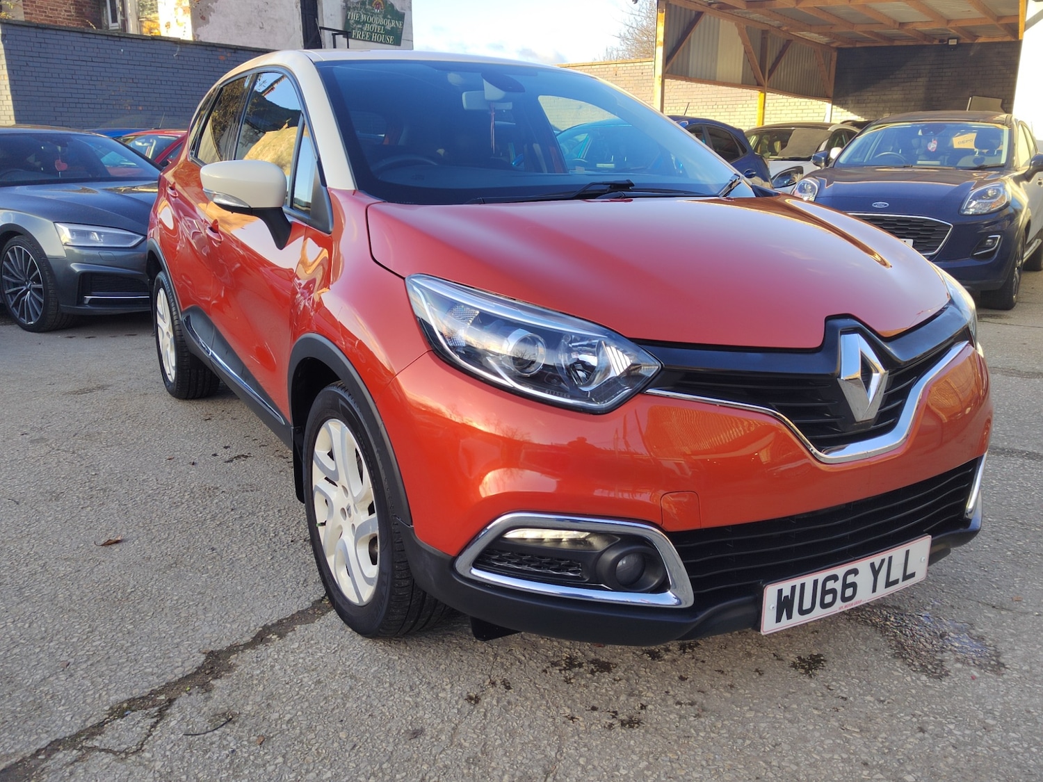 Used Renault Captur 2016 for sale - 77053400: Photo 3