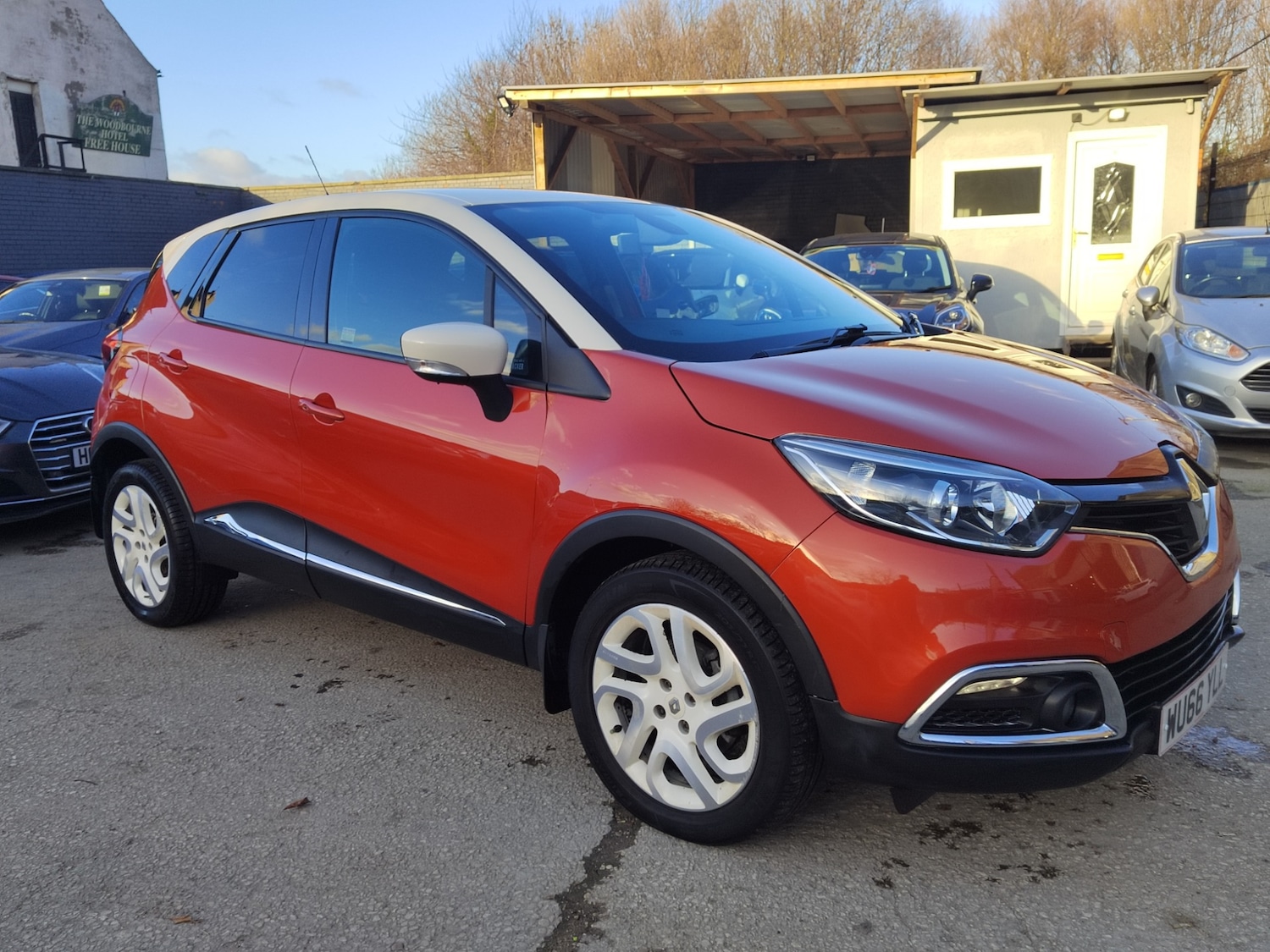 Used Renault Captur 2016 for sale - 77053400: Photo 4
