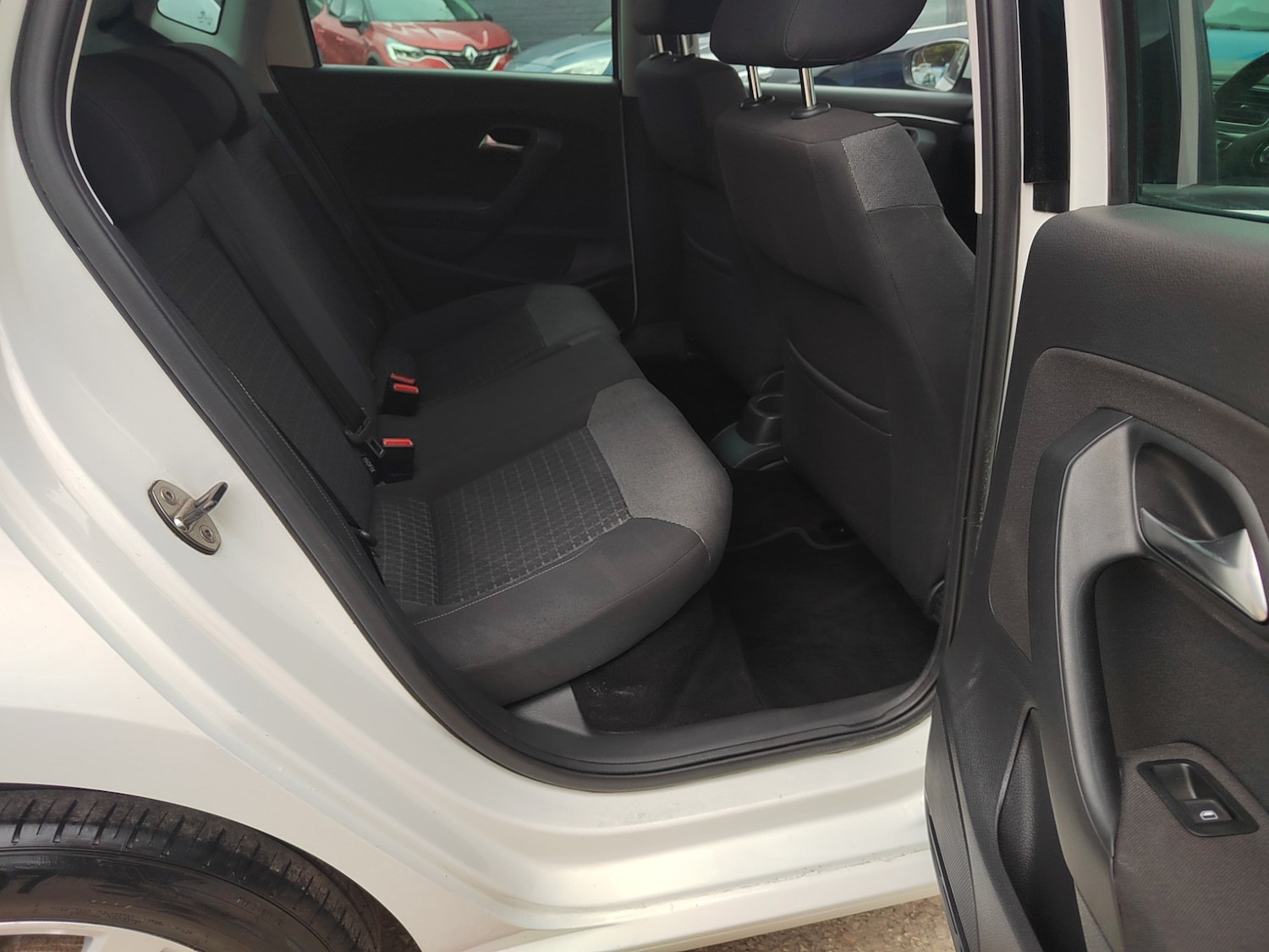 Used Volkswagen Polo 2017 for sale - 76194386: Photo 13