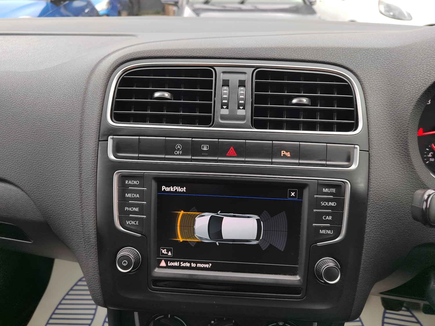 Used Volkswagen Polo 2017 for sale - 76194386: Photo 16