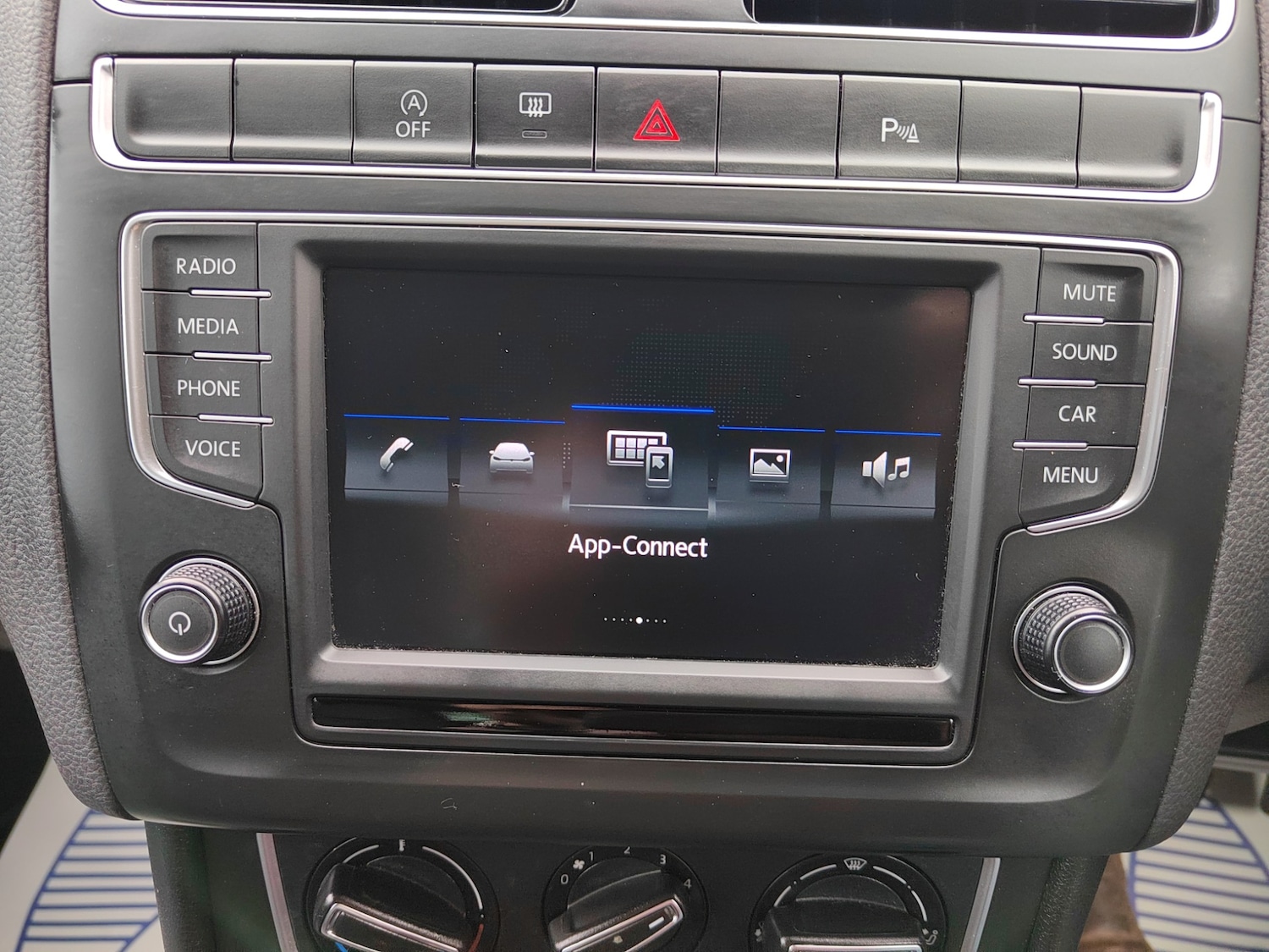 Used Volkswagen Polo 2017 for sale - 76194386: Photo 18