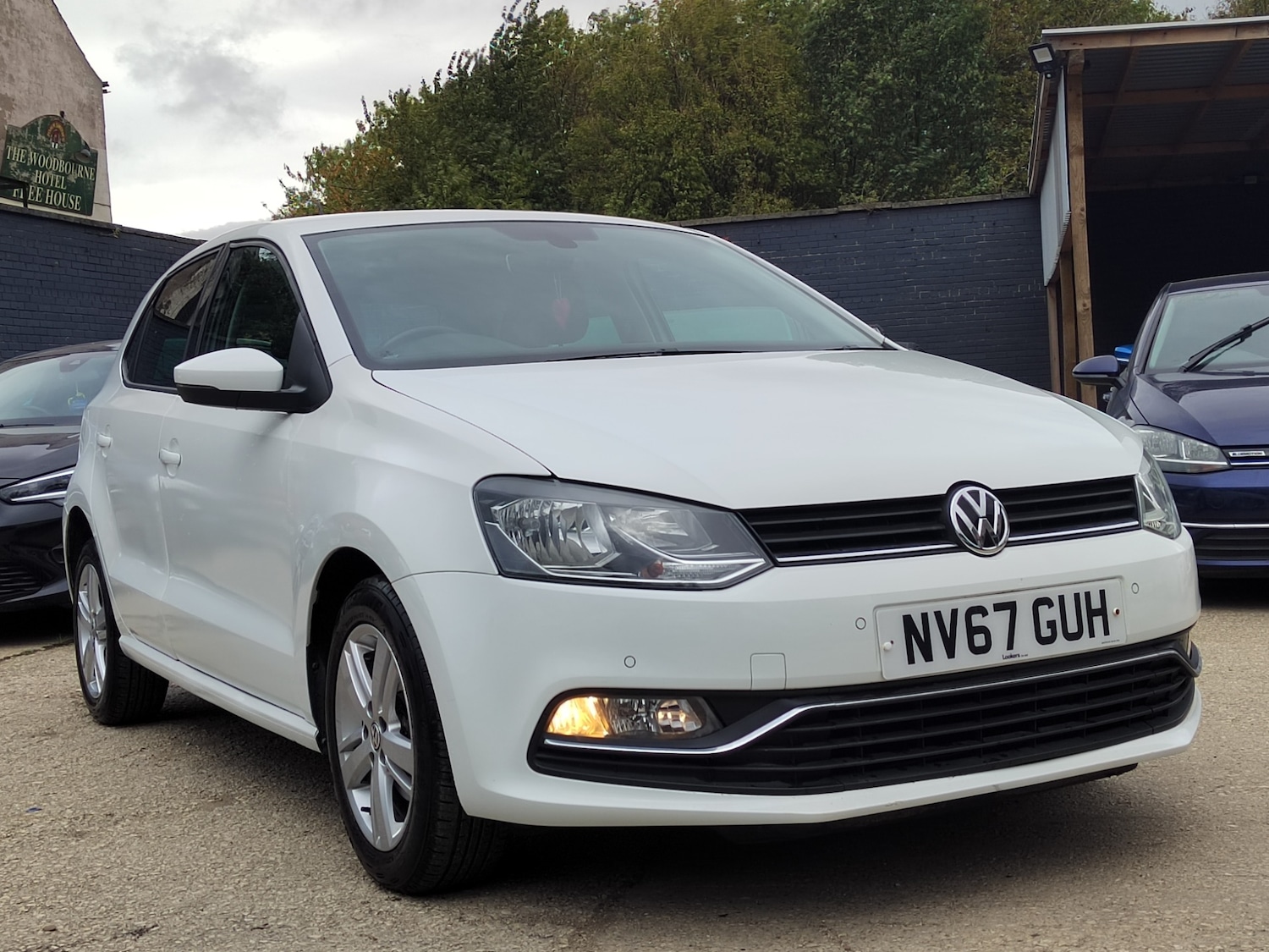 Used Volkswagen Polo 2017 for sale - 76194386: Photo 2